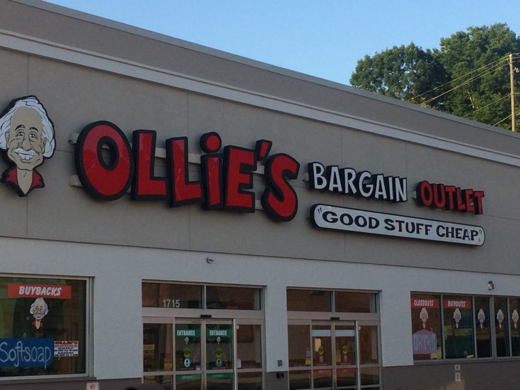 Bargain hunting in Birmingham - Ollie's has a new location in Hoover