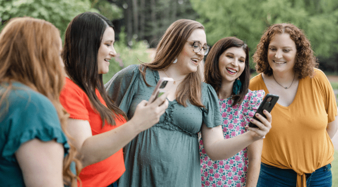Birmingham Mom Collective is Hiring :: Are you the next Social Media Manager?