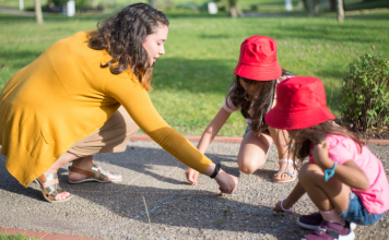 Flexible, Reliable Childcare :: 5 Reasons to Host an Au Pair in Birmingham Photo by Kampus Production from Pexels via Canva